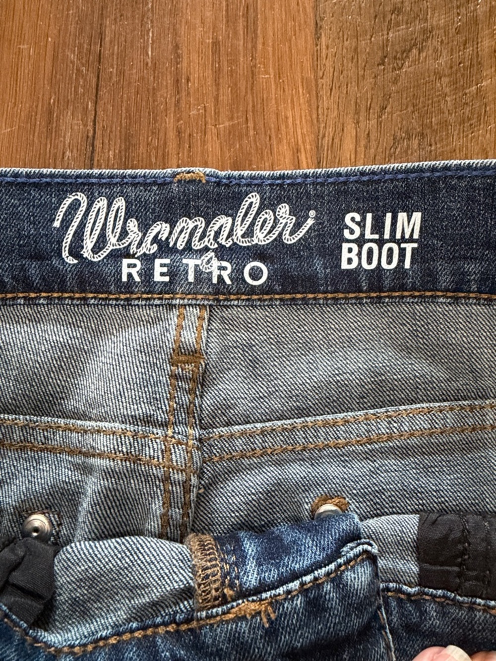 Wrangler Men's Slim Bootcut Jeans in Denim Blue - Picture 2 of 8